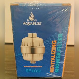AquaBliss SF100 High Output Revitalizing Shower Filter - Reduces Dry Itchy Skin